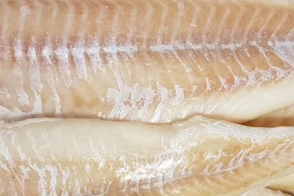  Филе трески блочное замороженное 1 кг в интернет-магазине продуктов с Преображенского рынка Apeti.ru