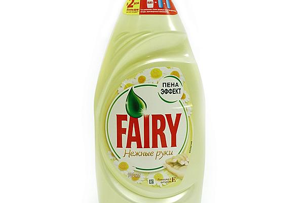  Средство для мытья посуды Fairy нежные руки ромашка и витамин Е 900 мл в интернет-магазине продуктов с Преображенского рынка Apeti.ru