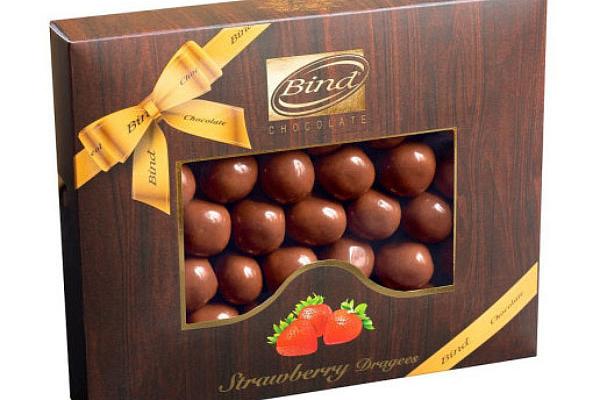  Шоколадное драже Bind Chocolate Клубника в молочном шоколаде 100 г в интернет-магазине продуктов с Преображенского рынка Apeti.ru