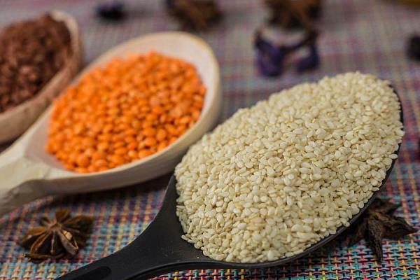  Белый кунжут на развес в интернет-магазине продуктов с Преображенского рынка Apeti.ru