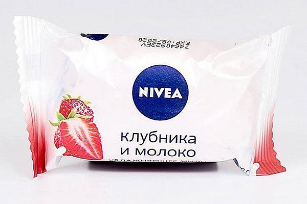  Мыло-уход Клубника и молоко Nivea 90 г в интернет-магазине продуктов с Преображенского рынка Apeti.ru