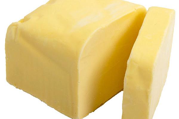 Масло сливочное деревенское 82,5% 200 г в интернет-магазине продуктов с Преображенского рынка Apeti.ru