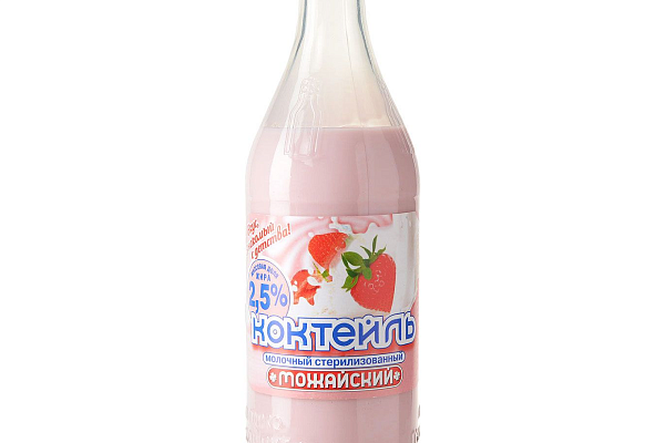  Коктейль молочный Можайский Клубника 2,5% бзмж 0,45л в интернет-магазине продуктов с Преображенского рынка Apeti.ru